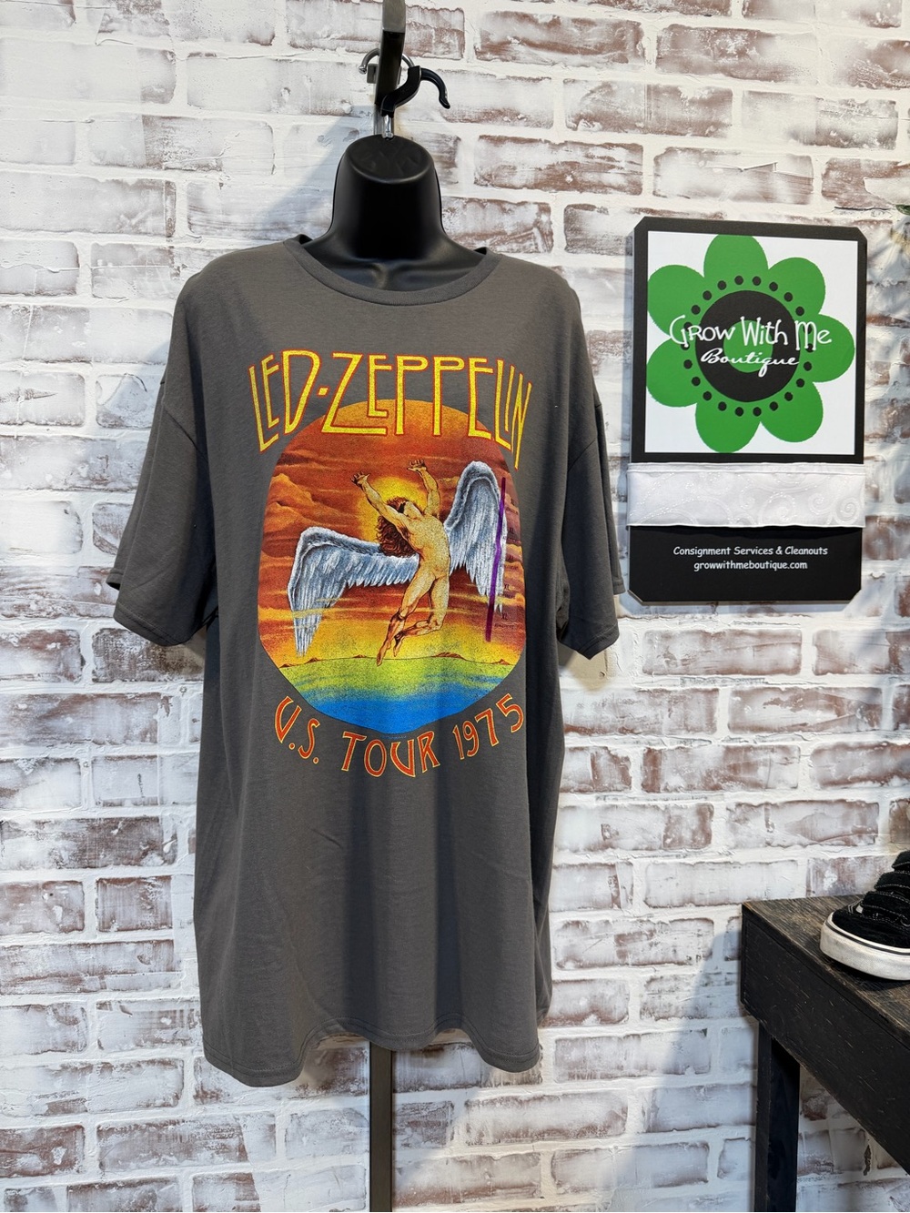 Led Zeppelin Men's Gray Graphic Tour T-Shirt